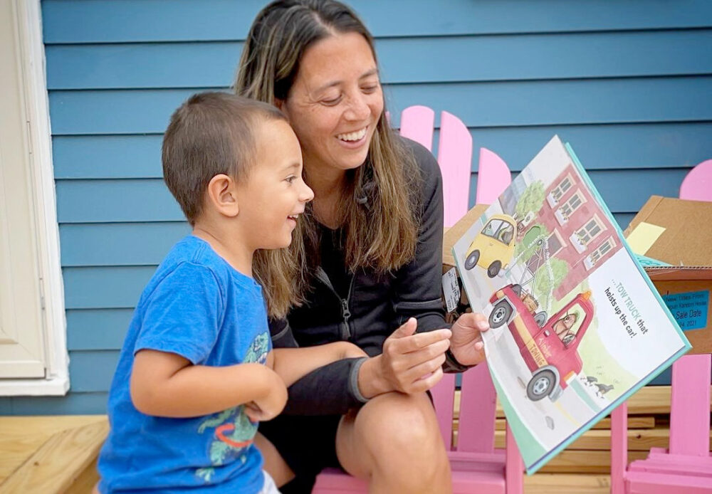 Best Car & Truck Books for Toddlers & Preschoolers - Reading Animals Go Vroom by Abi Cushman